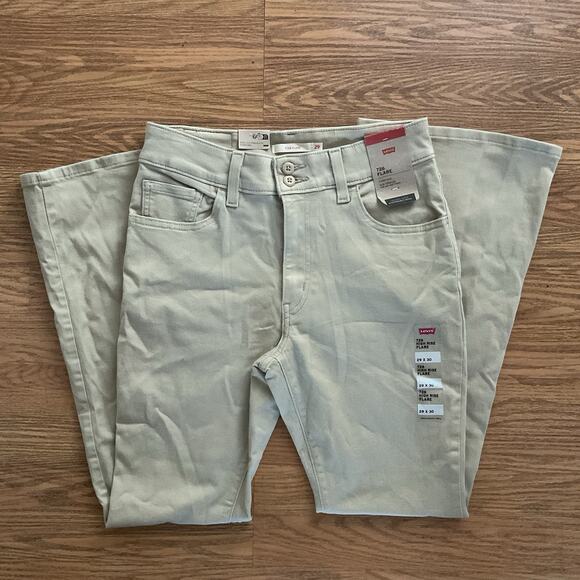 Levi’s Women’s Jeans 726 High Rise Bootcut Western Flare Khaki Size 29 NWT - Picture 2 of 4